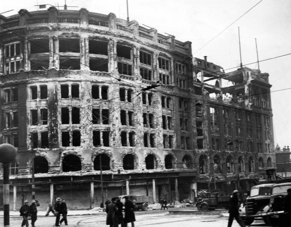 Lewis’s department store in Ranelagh Street after ww2 raid
