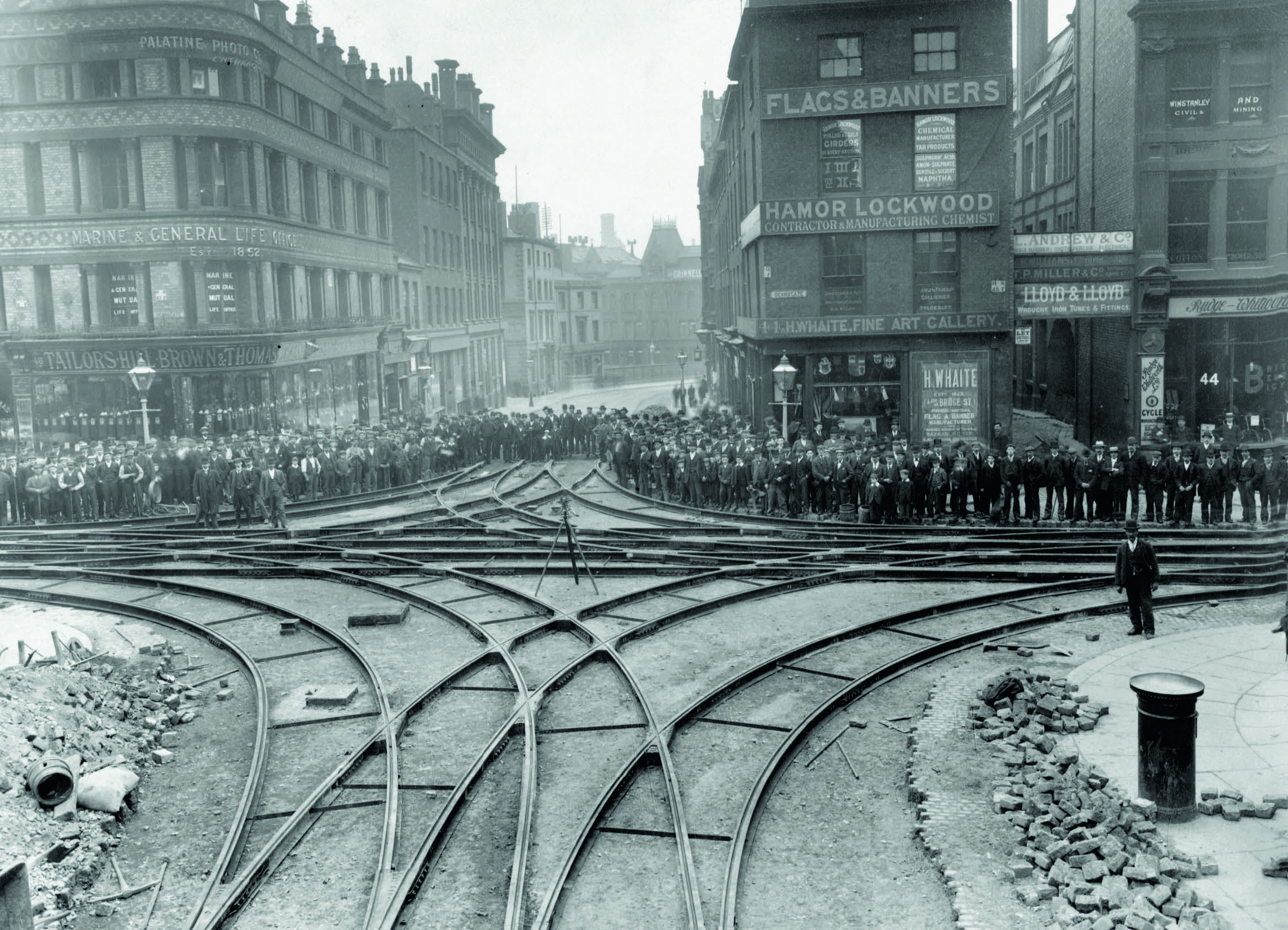 track laying in manchester