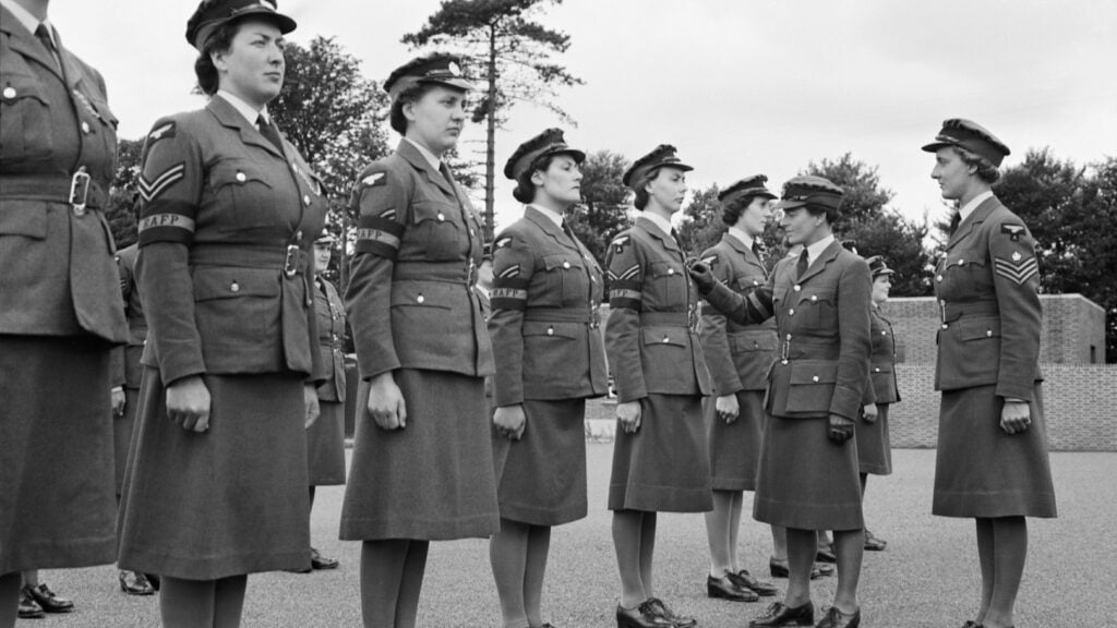 Get fell in! The vital defence role played by Britain’s ‘Gunner Girls’