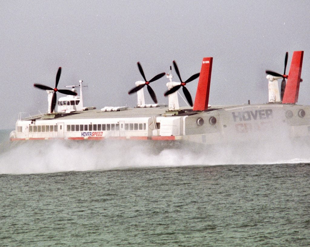 Hover Craft SR.N4 - On route to Dover