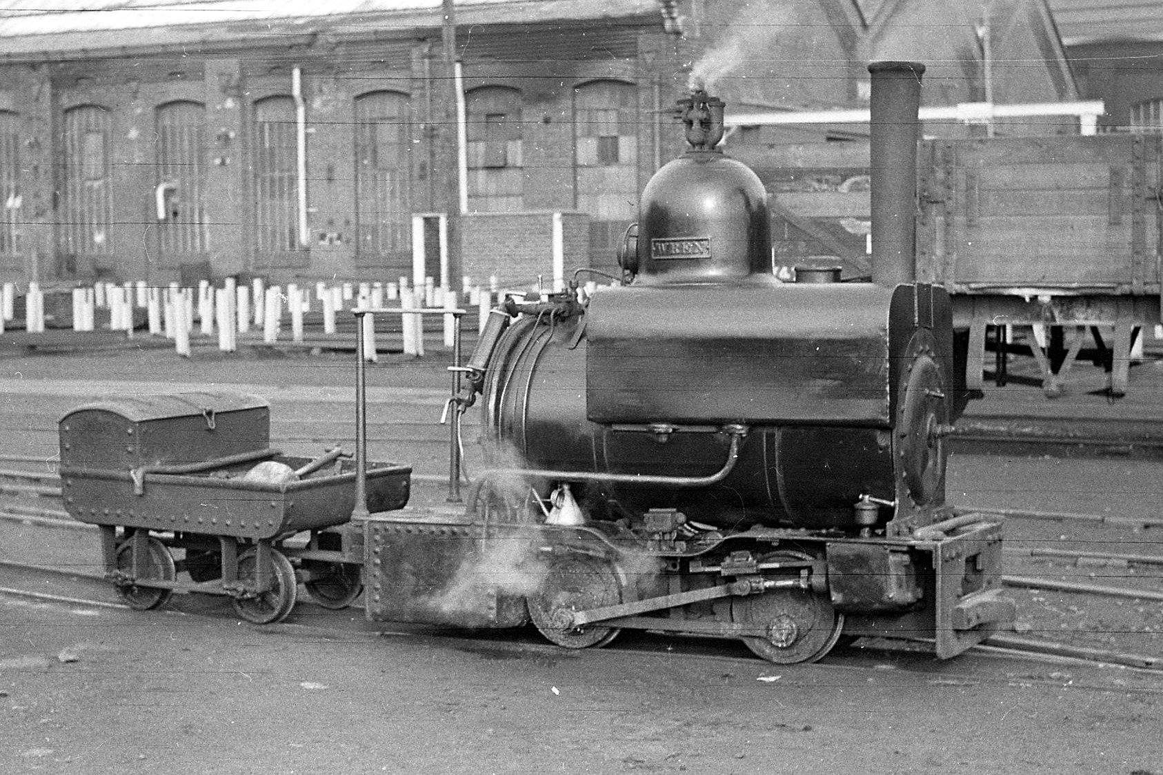 Little ‘n’ Large – Railway Reflections No.14